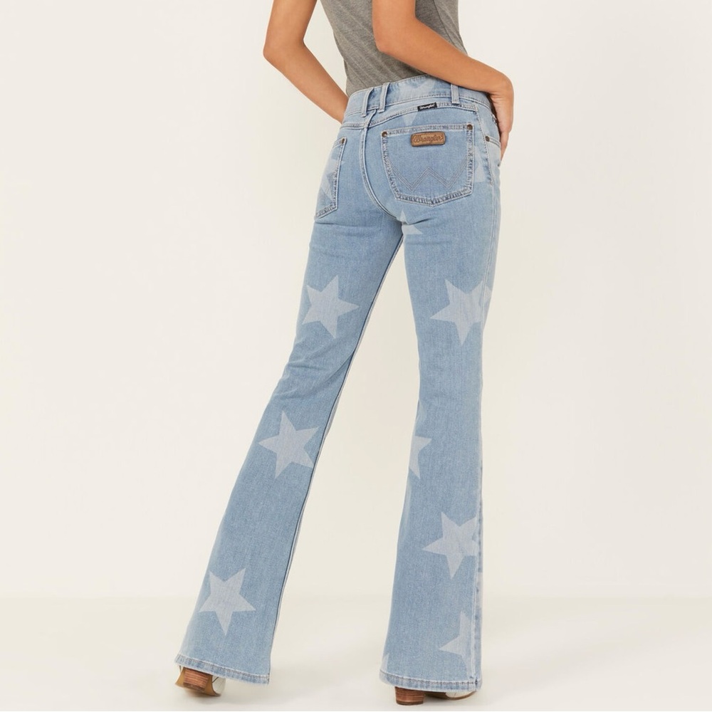 Wrangler Light Blue Star Flare Jeans - 31x34
